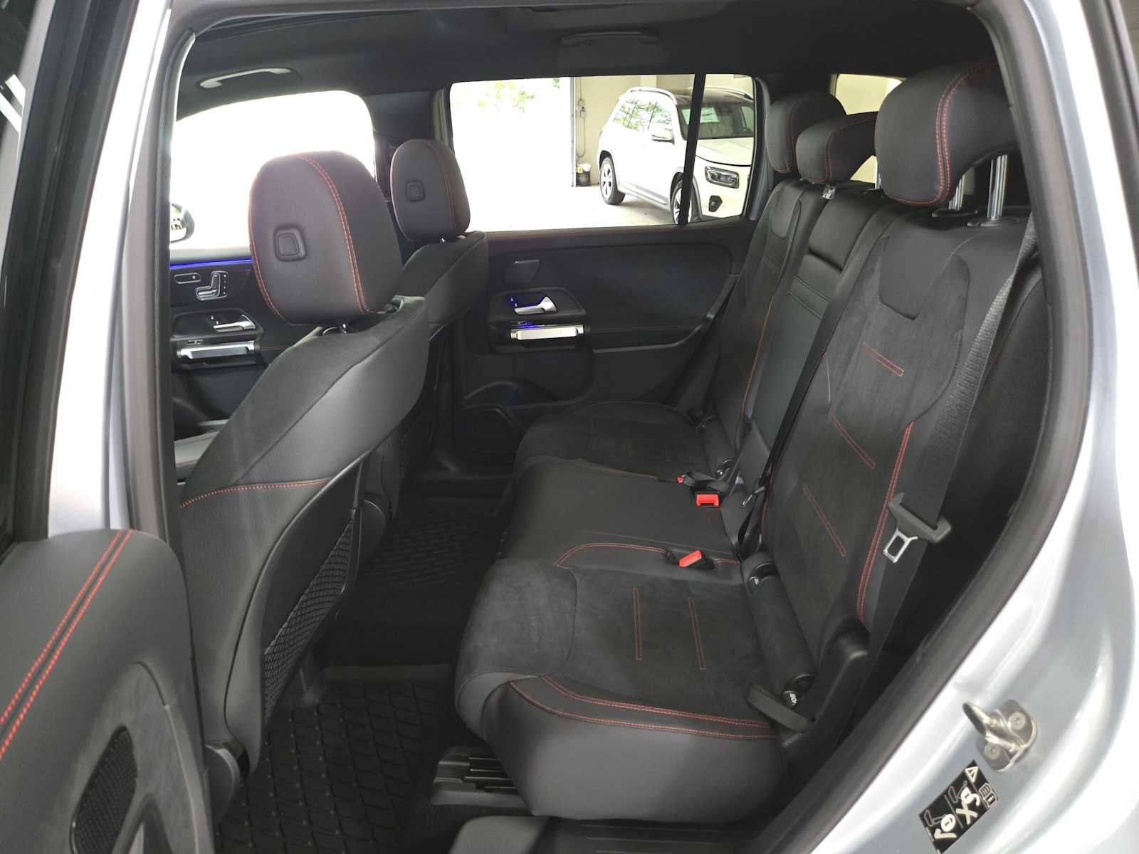 2026 Mercedes-Benz GLB 250 4MATIC® SUV