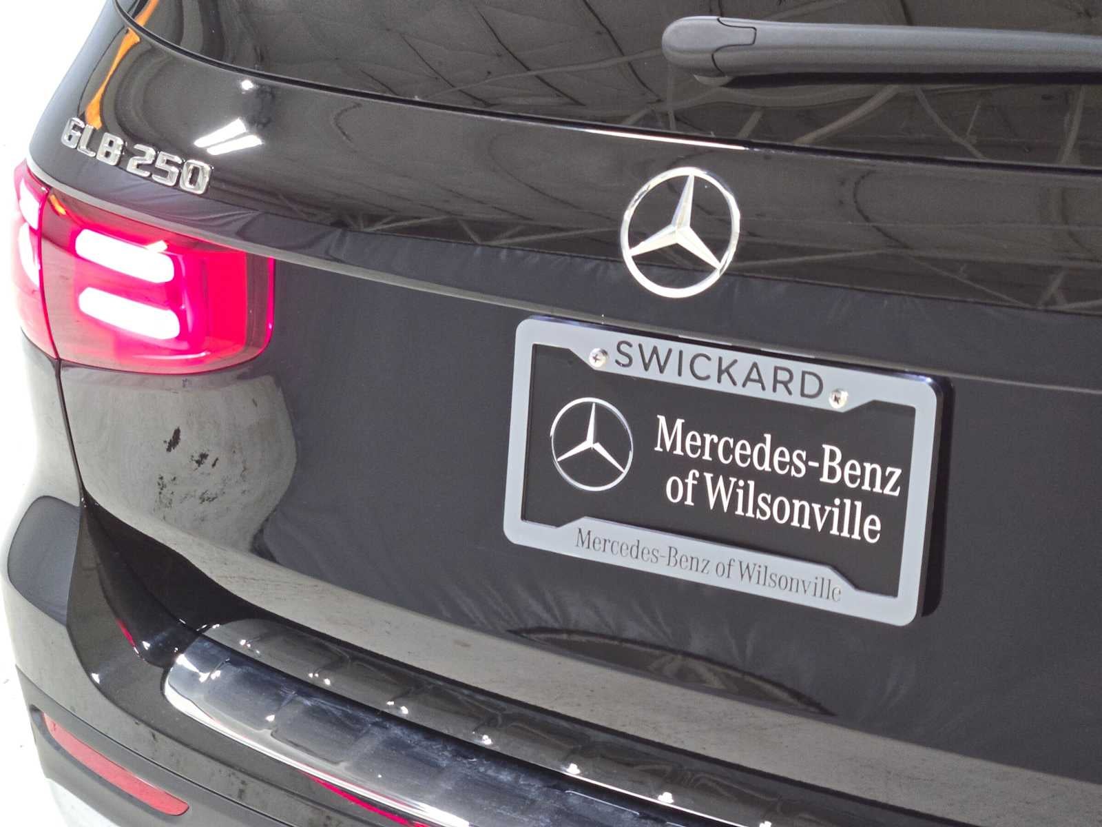 2026 Mercedes-Benz GLB 250 4MATIC® SUV
