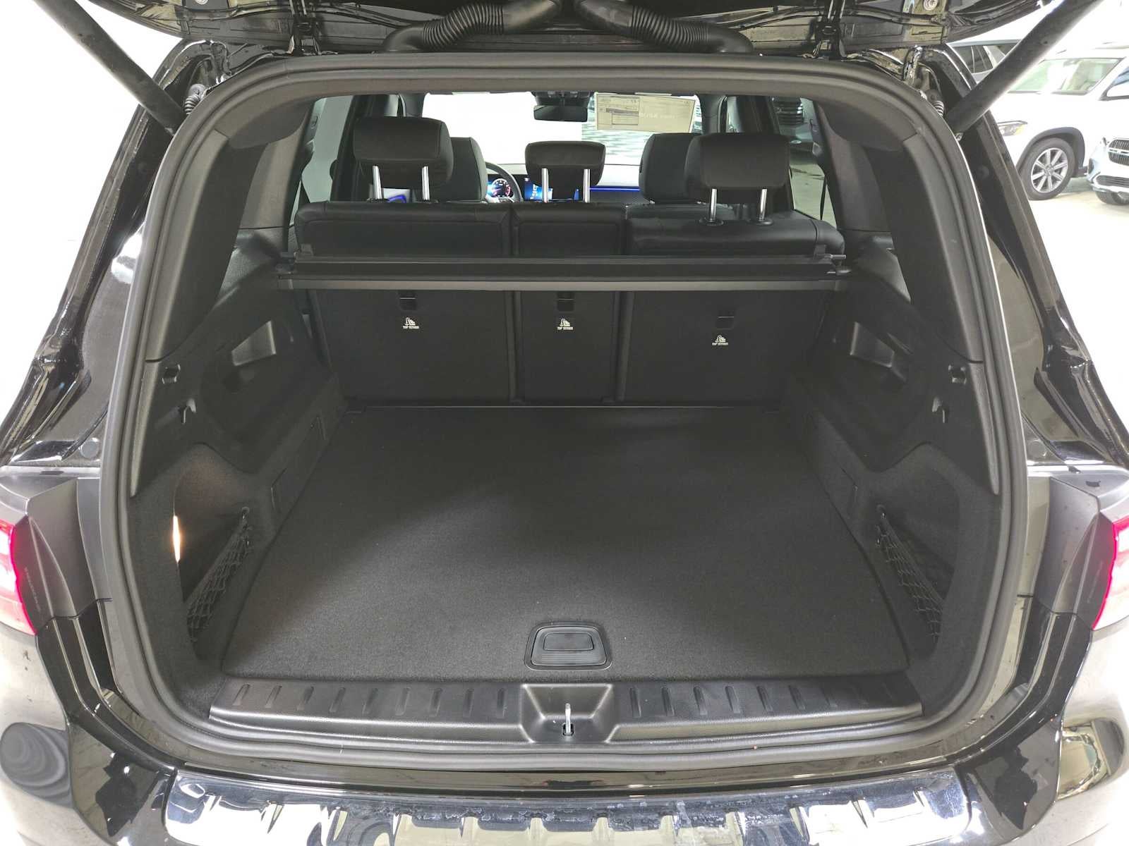 2026 Mercedes-Benz GLB 250 4MATIC® SUV