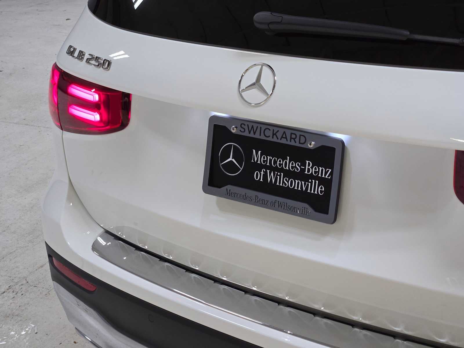 2026 Mercedes-Benz GLB 250 4MATIC® SUV