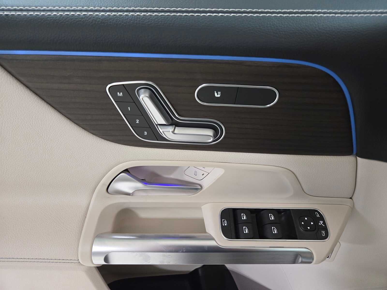2026 Mercedes-Benz GLB 250 4MATIC® SUV