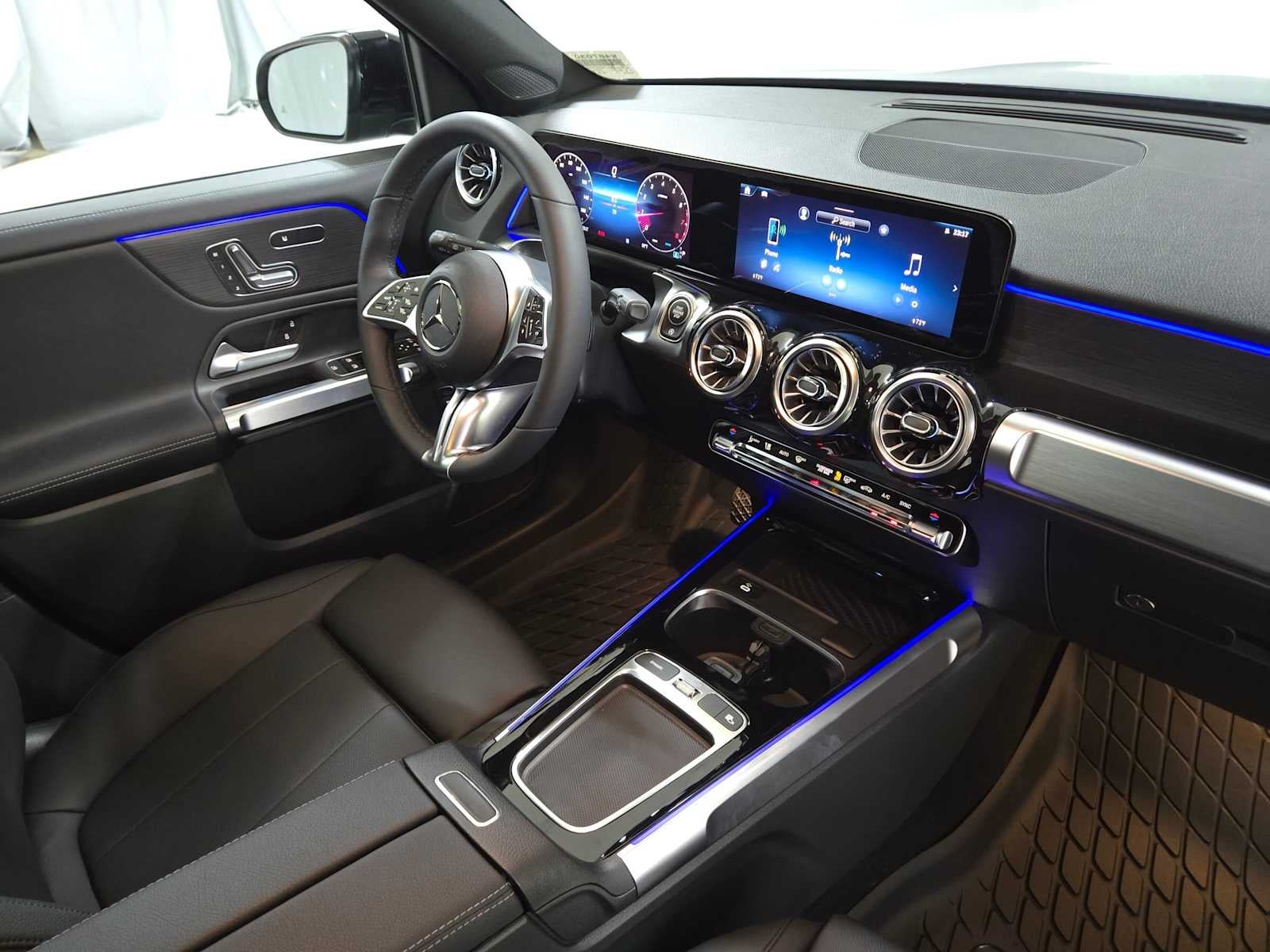 2026 Mercedes-Benz GLB 250 4MATIC® SUV