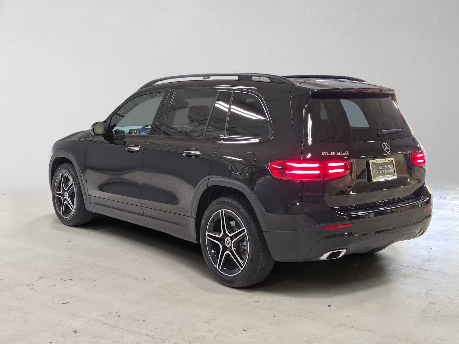 2026 Mercedes-Benz GLB 250 4MATIC® SUV