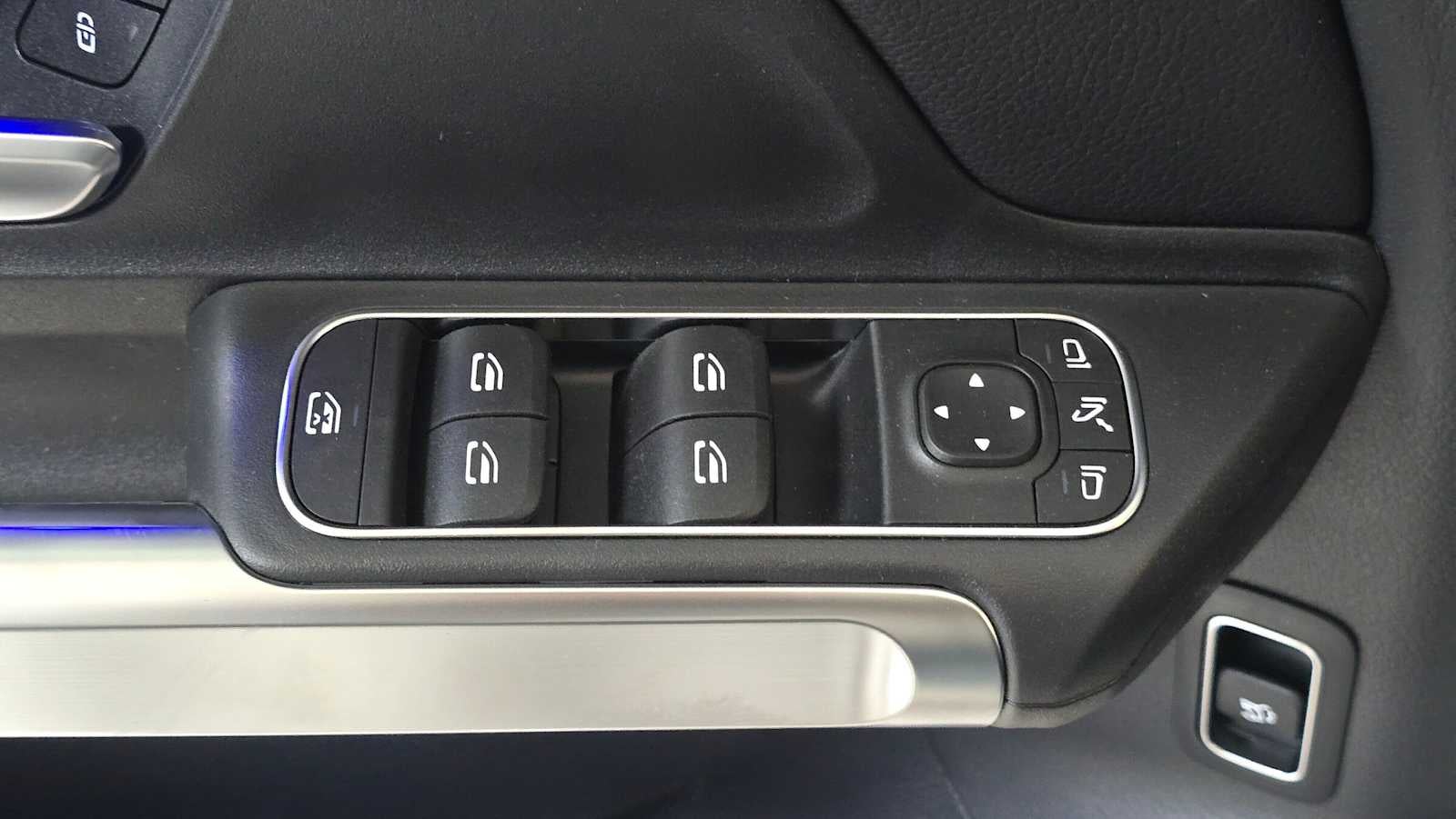 2026 Mercedes-Benz GLB 250 4MATIC® SUV