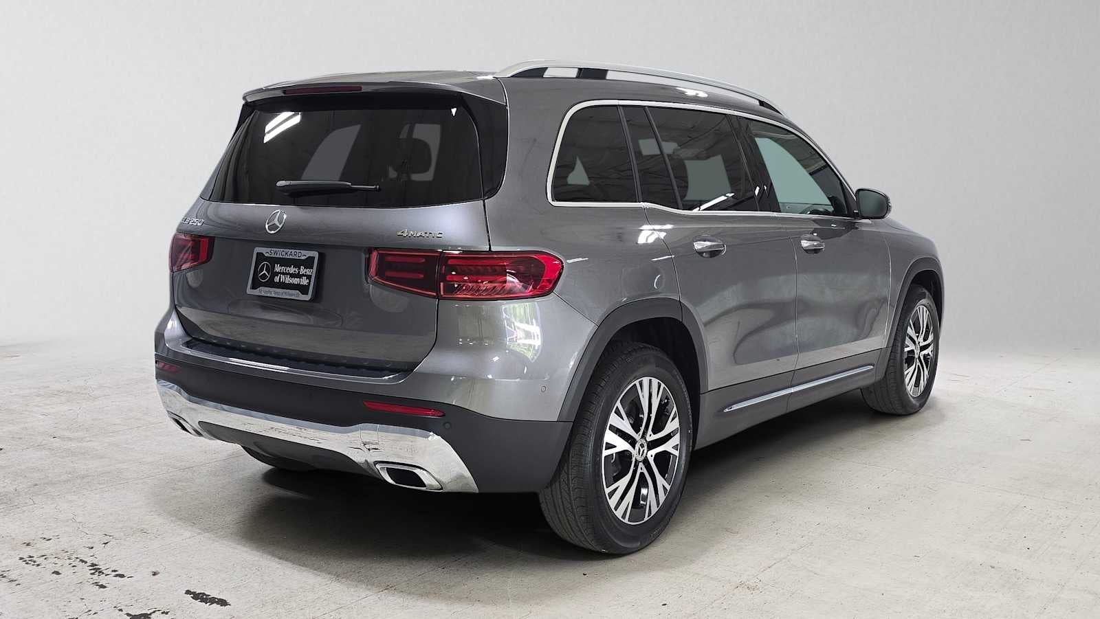 2026 Mercedes-Benz GLB 250 4MATIC® SUV