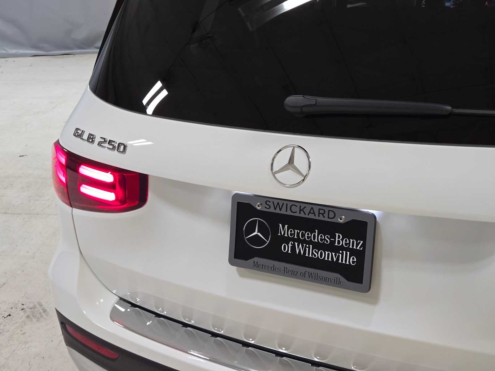 2026 Mercedes-Benz GLB 250 4MATIC® SUV