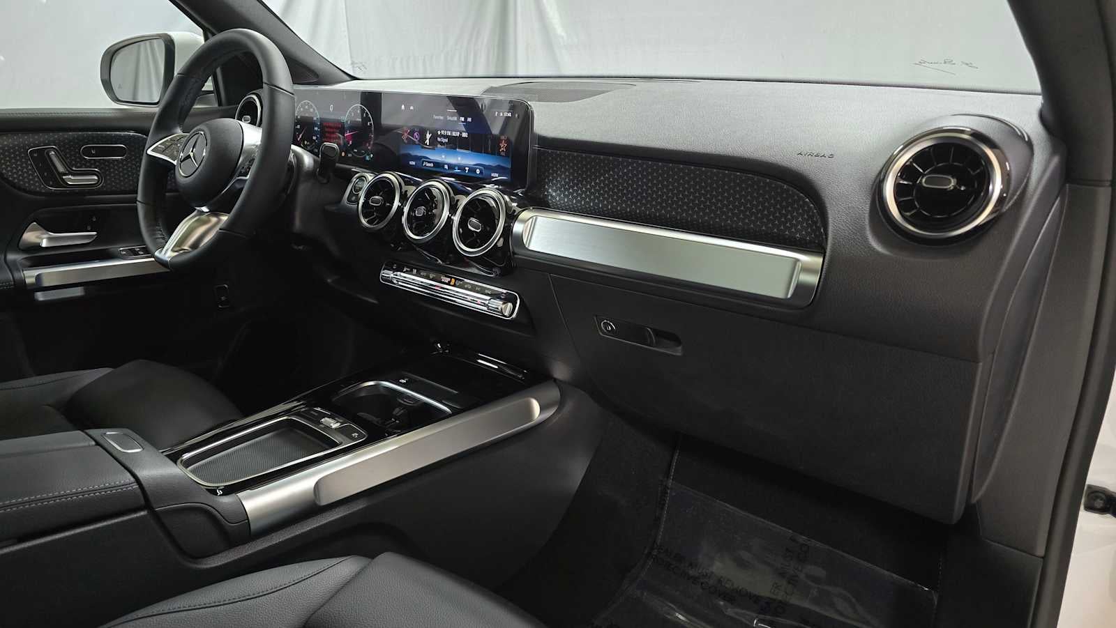 2026 Mercedes-Benz GLB 250 4MATIC® SUV