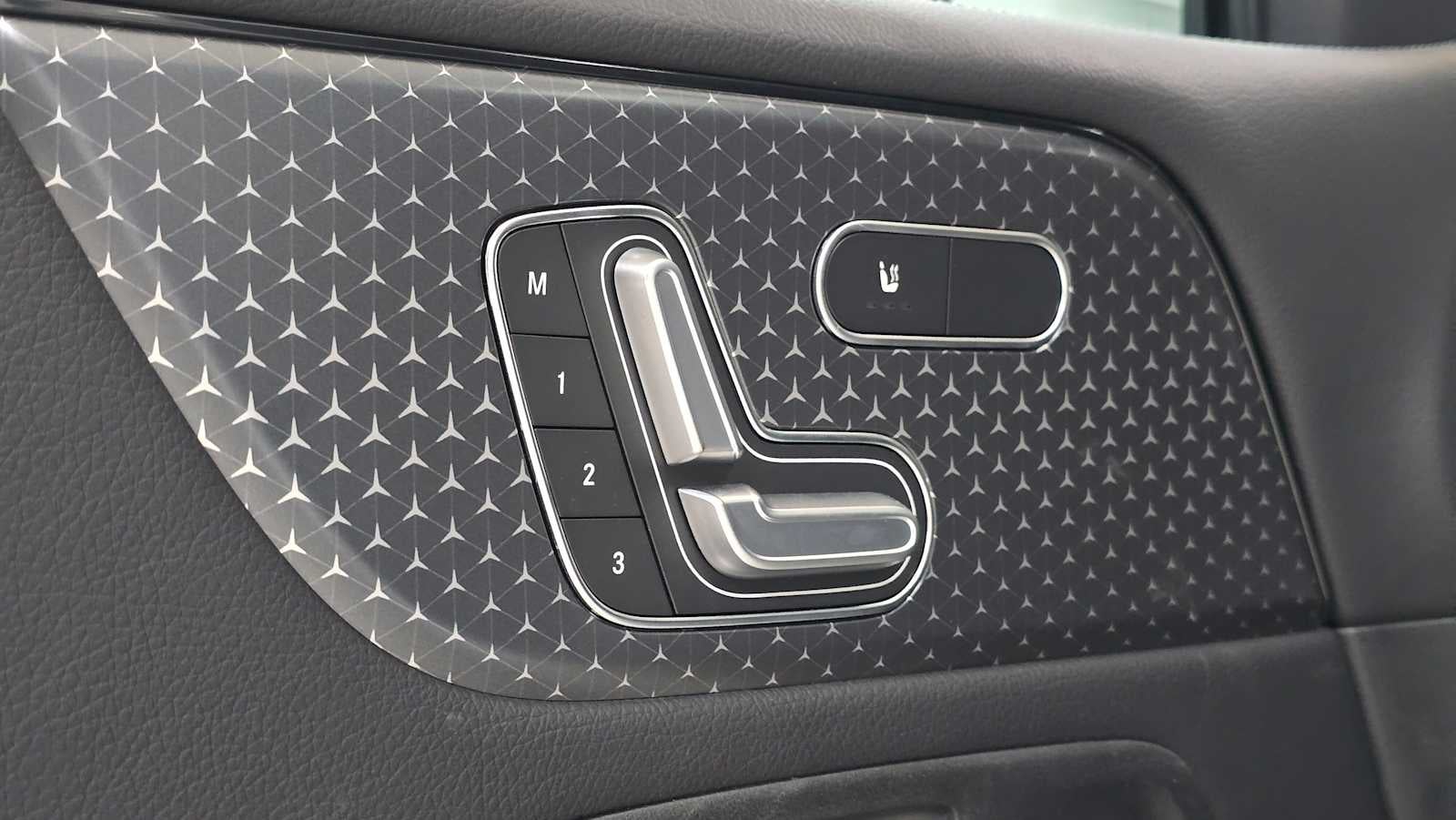 2026 Mercedes-Benz GLB 250 4MATIC® SUV