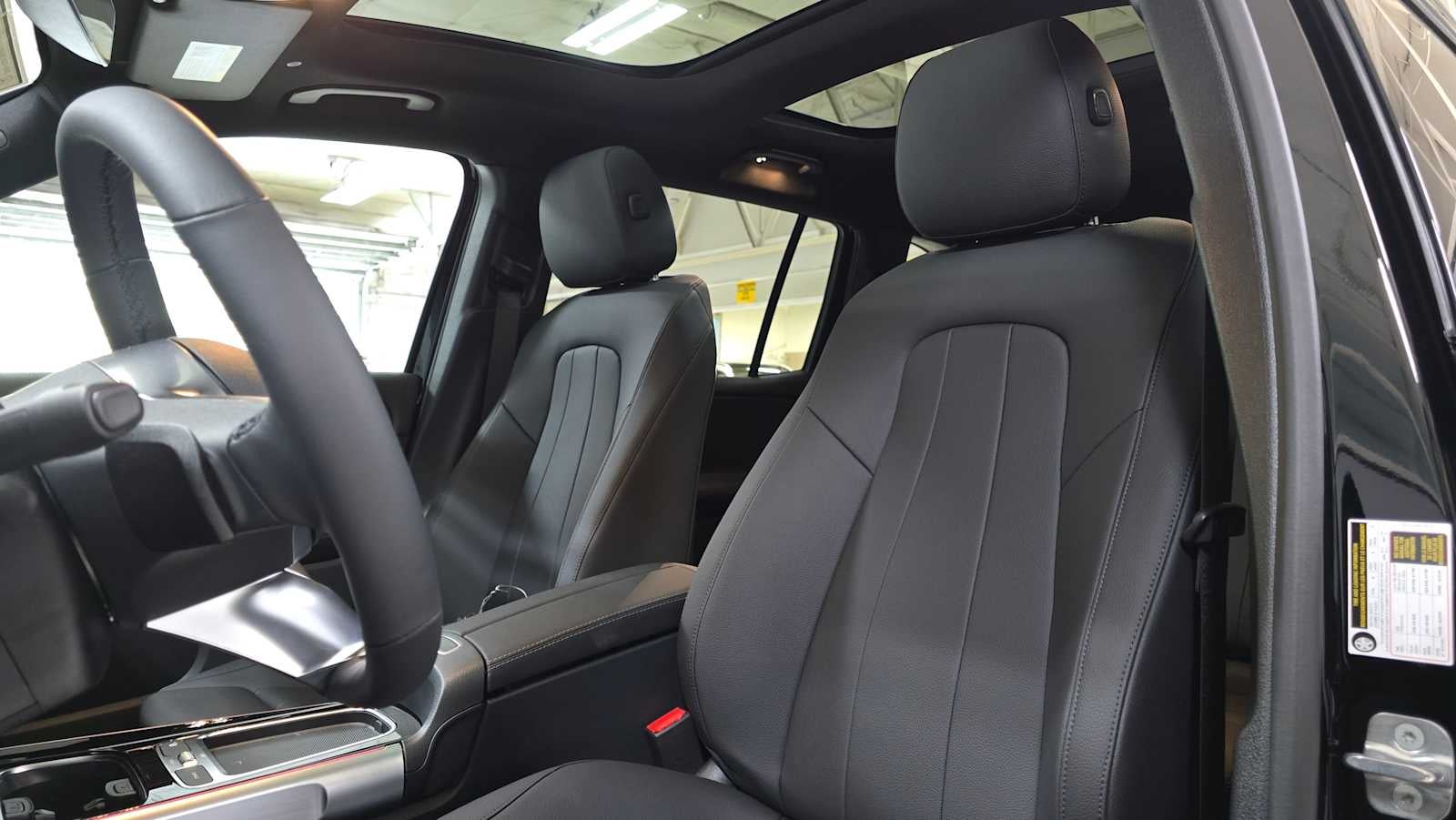 2026 Mercedes-Benz GLB 250 4MATIC® SUV