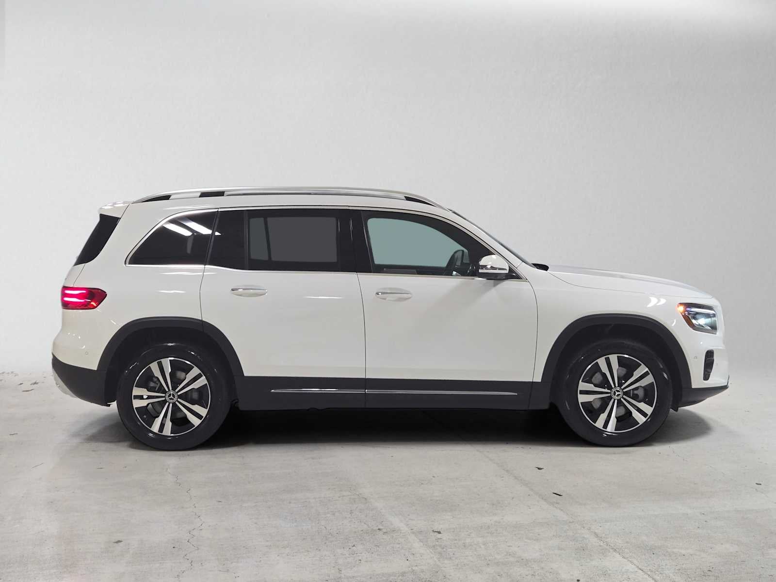 2026 Mercedes-Benz GLB 250 4MATIC® SUV