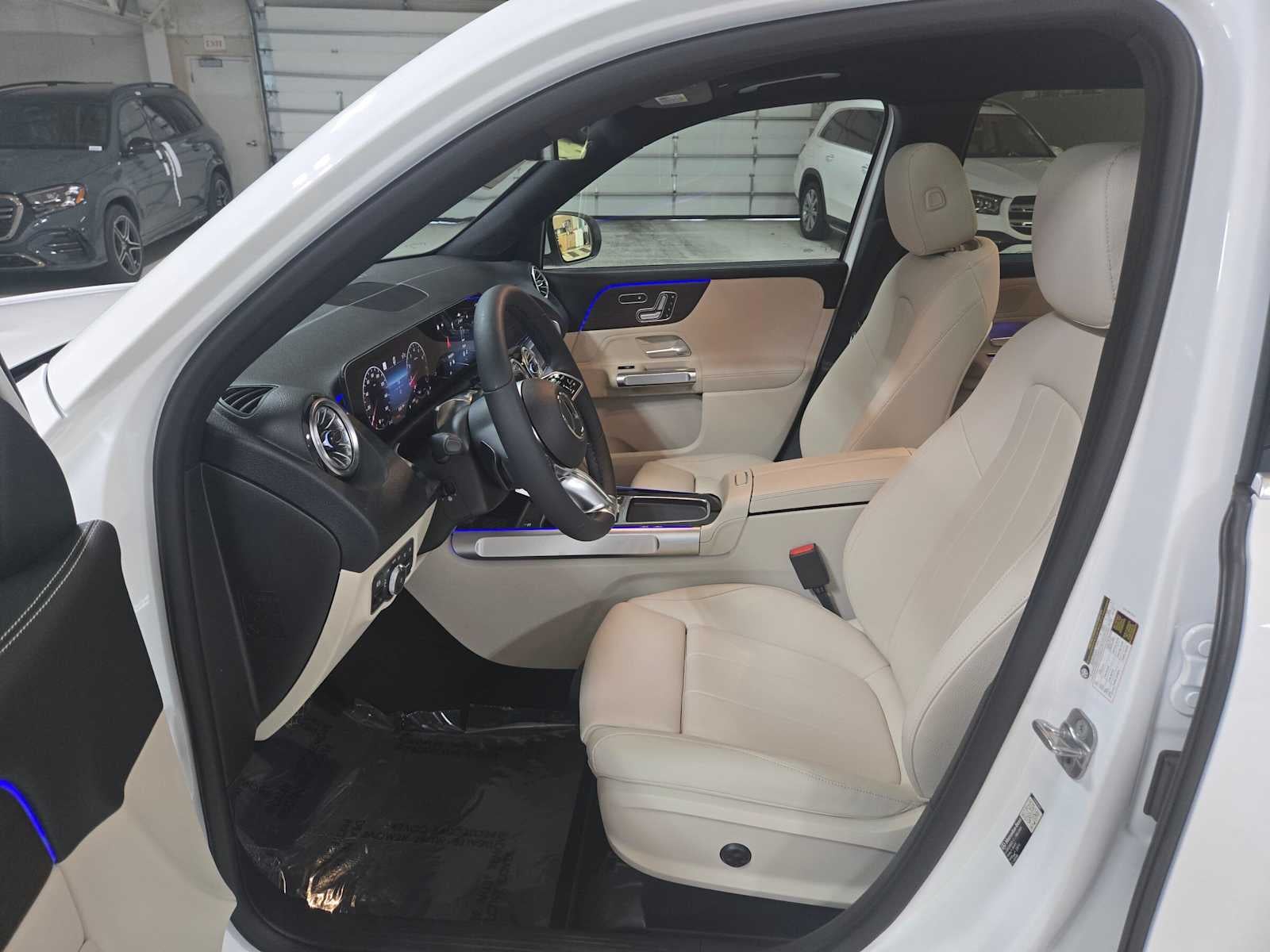 2026 Mercedes-Benz GLB 250 4MATIC® SUV