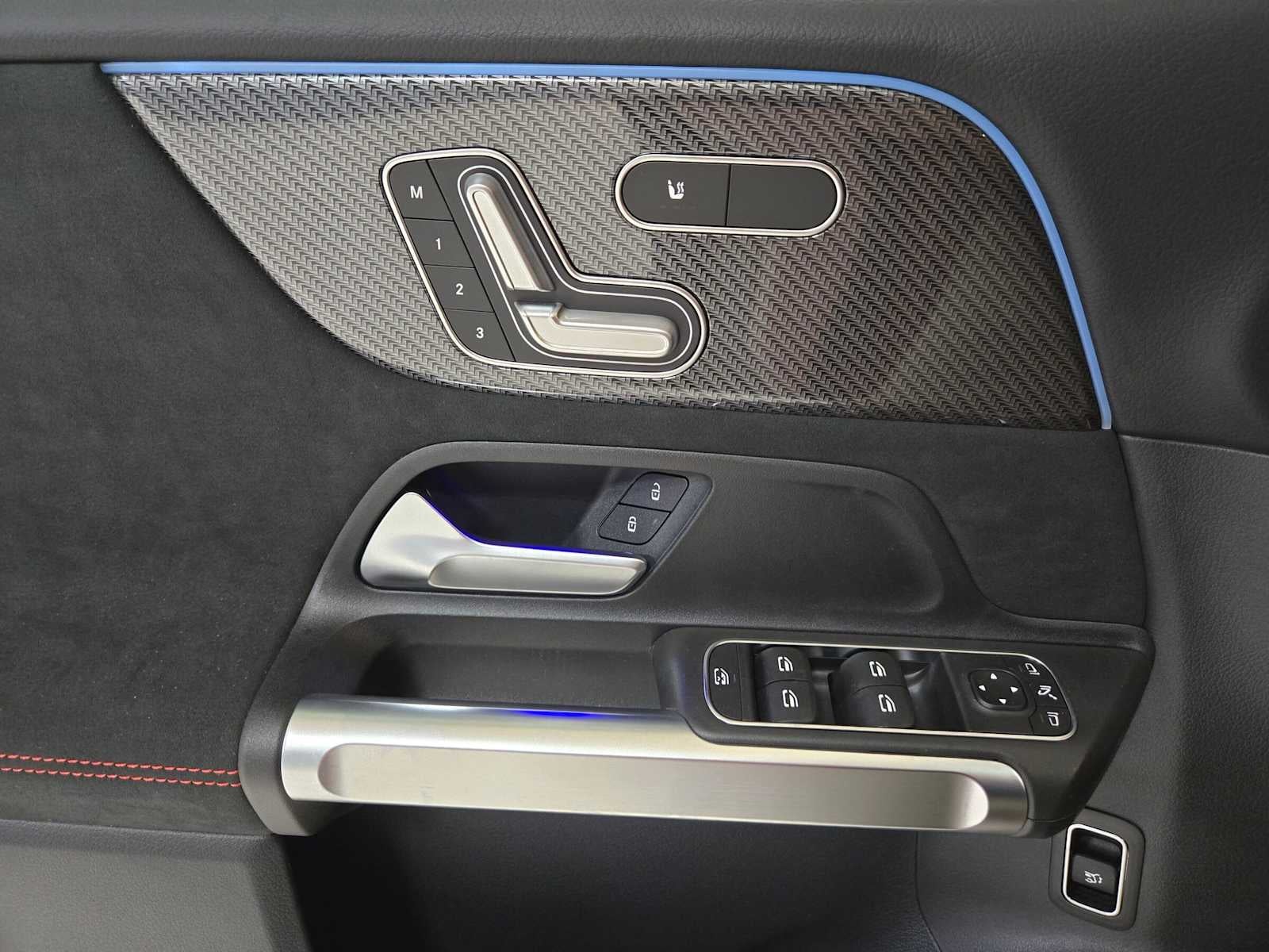 2026 Mercedes-Benz GLB 250 4MATIC® SUV