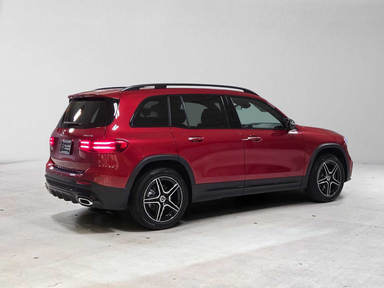 2026 Mercedes-Benz GLB 250 4MATIC® SUV