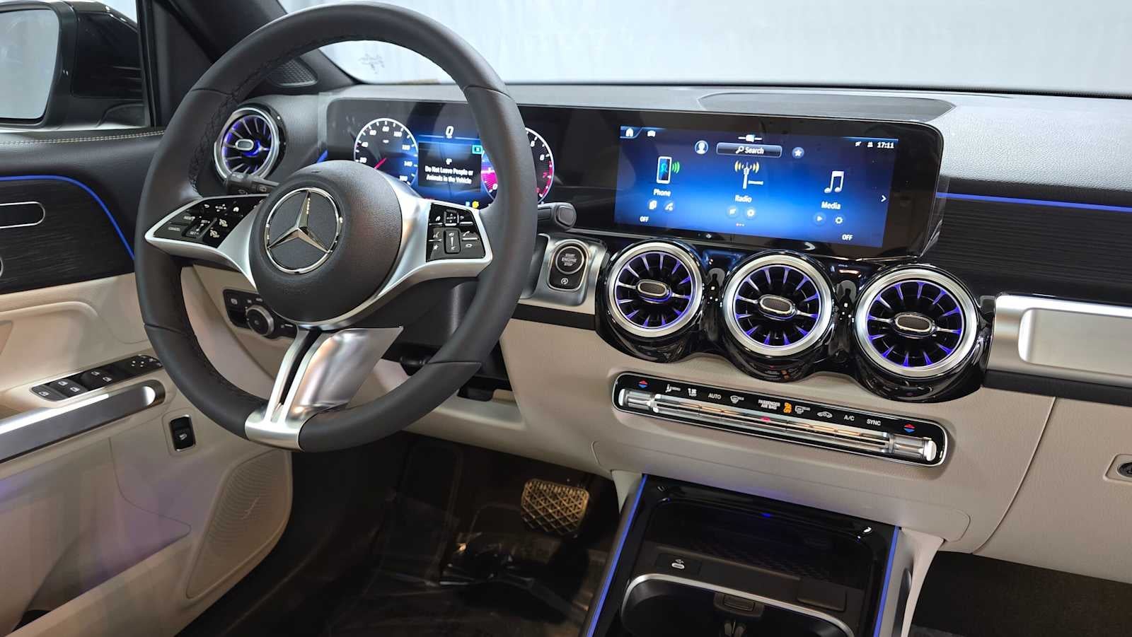2026 Mercedes-Benz GLB 250 4MATIC® SUV