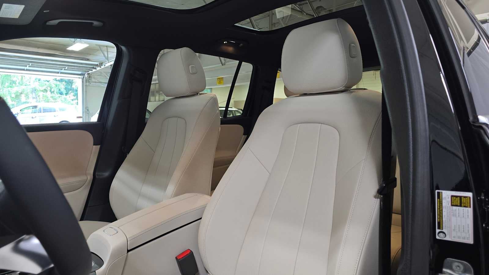 2026 Mercedes-Benz GLB 250 4MATIC® SUV