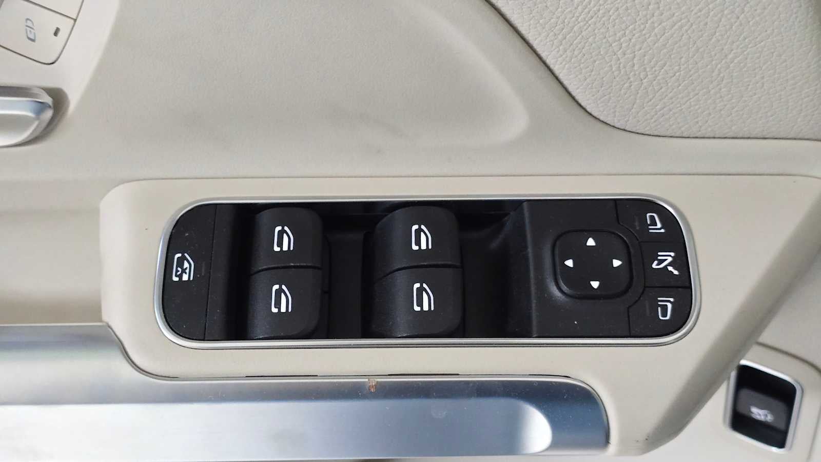 2026 Mercedes-Benz GLB 250 4MATIC® SUV