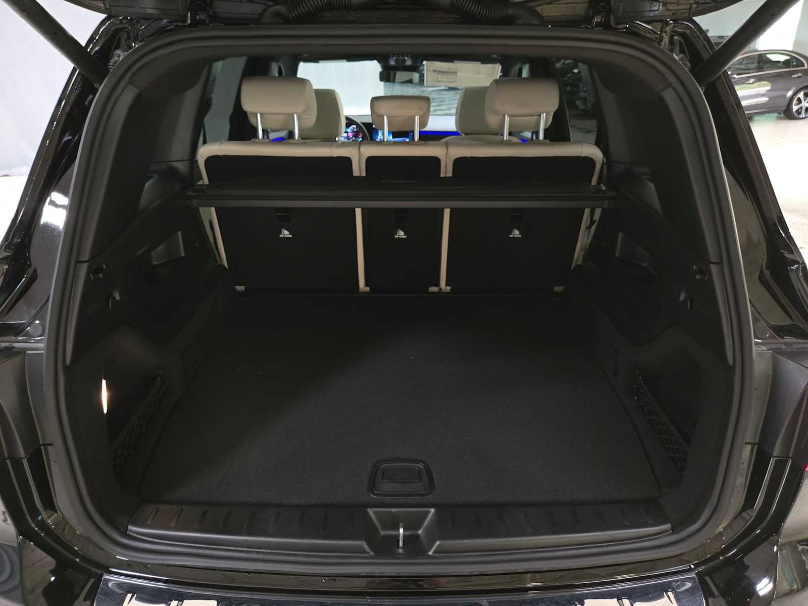 2026 Mercedes-Benz GLB 250 4MATIC® SUV