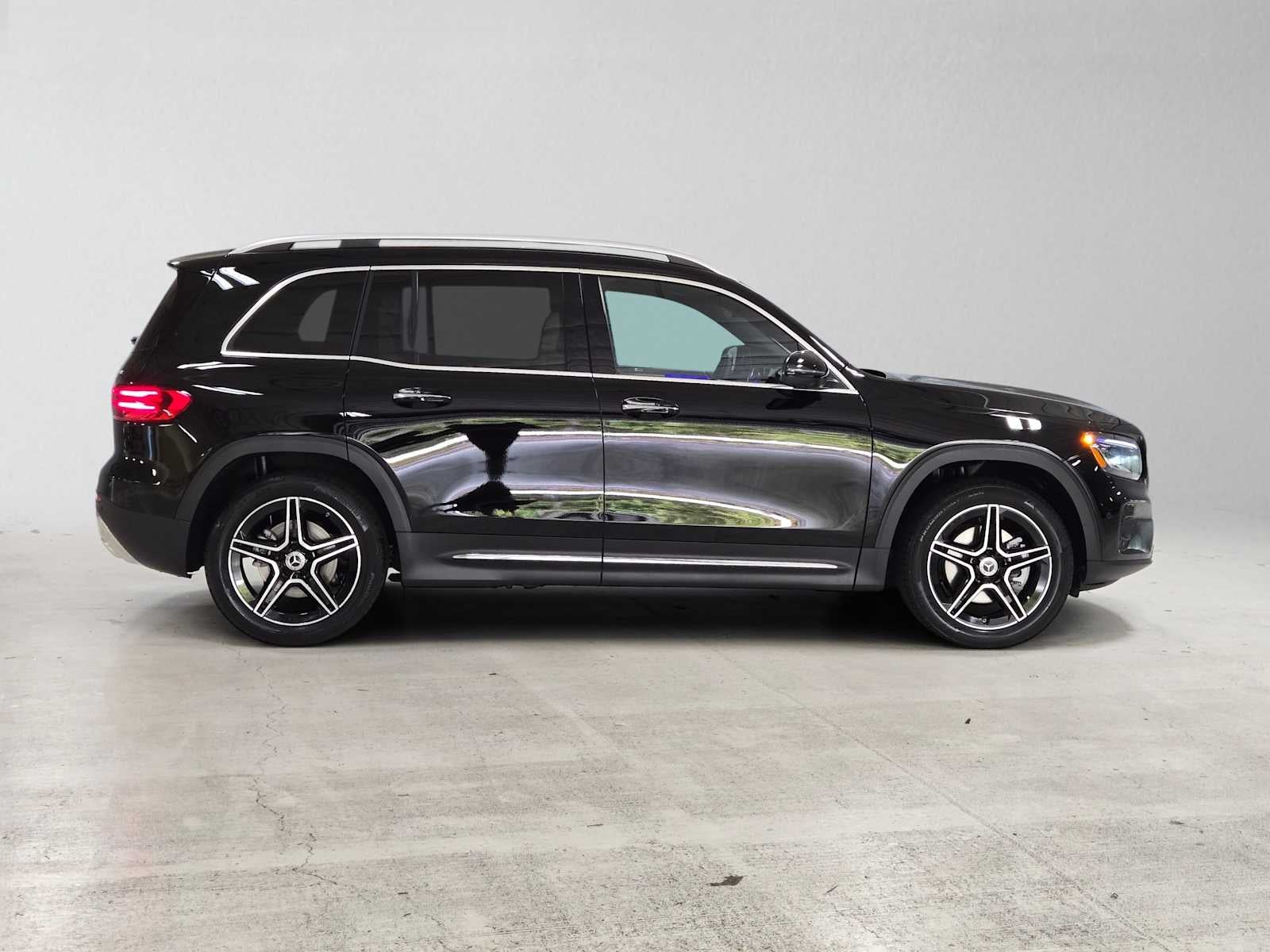 2026 Mercedes-Benz GLB 250 4MATIC® SUV