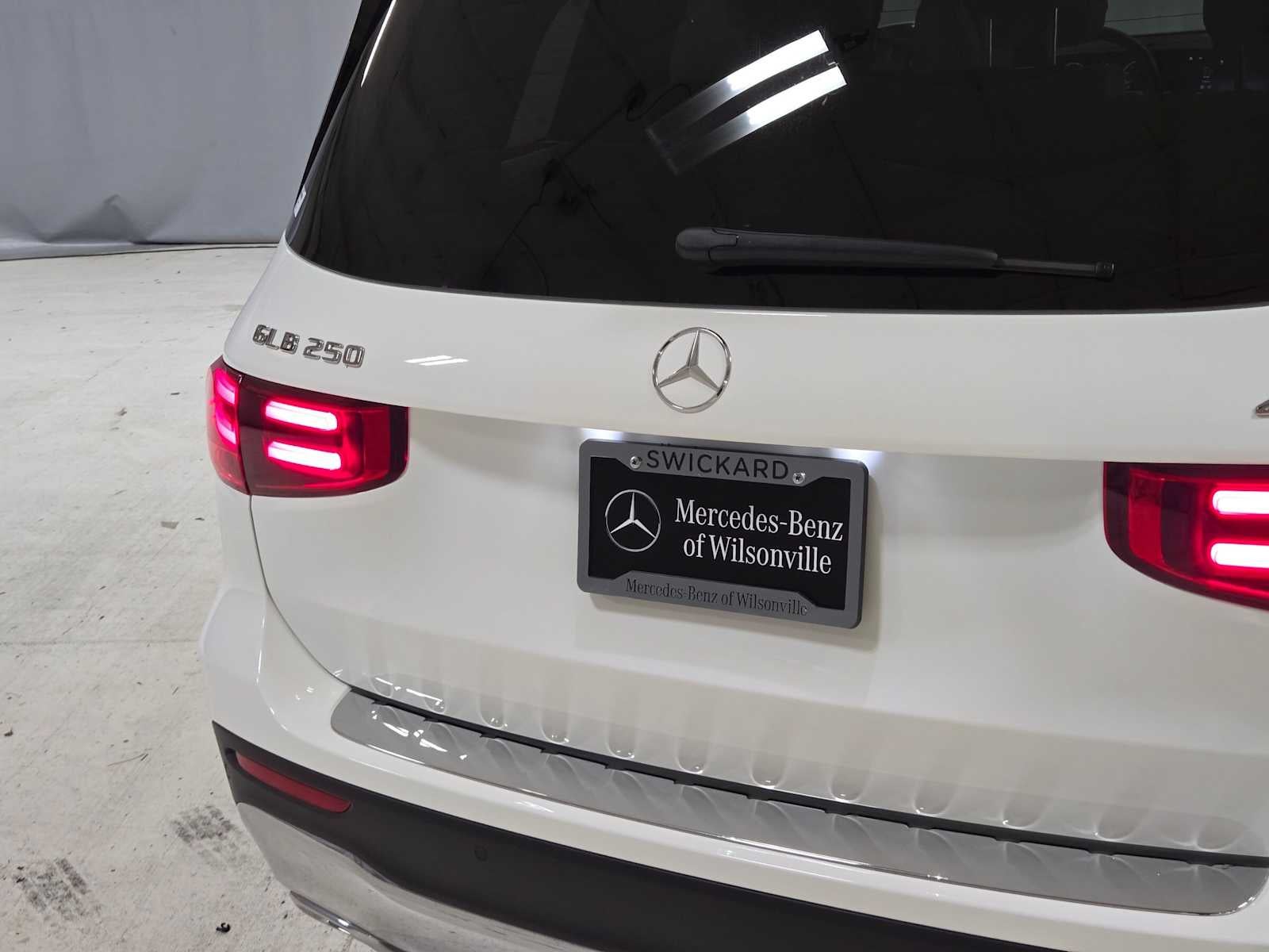 2026 Mercedes-Benz GLB 250 4MATIC® SUV