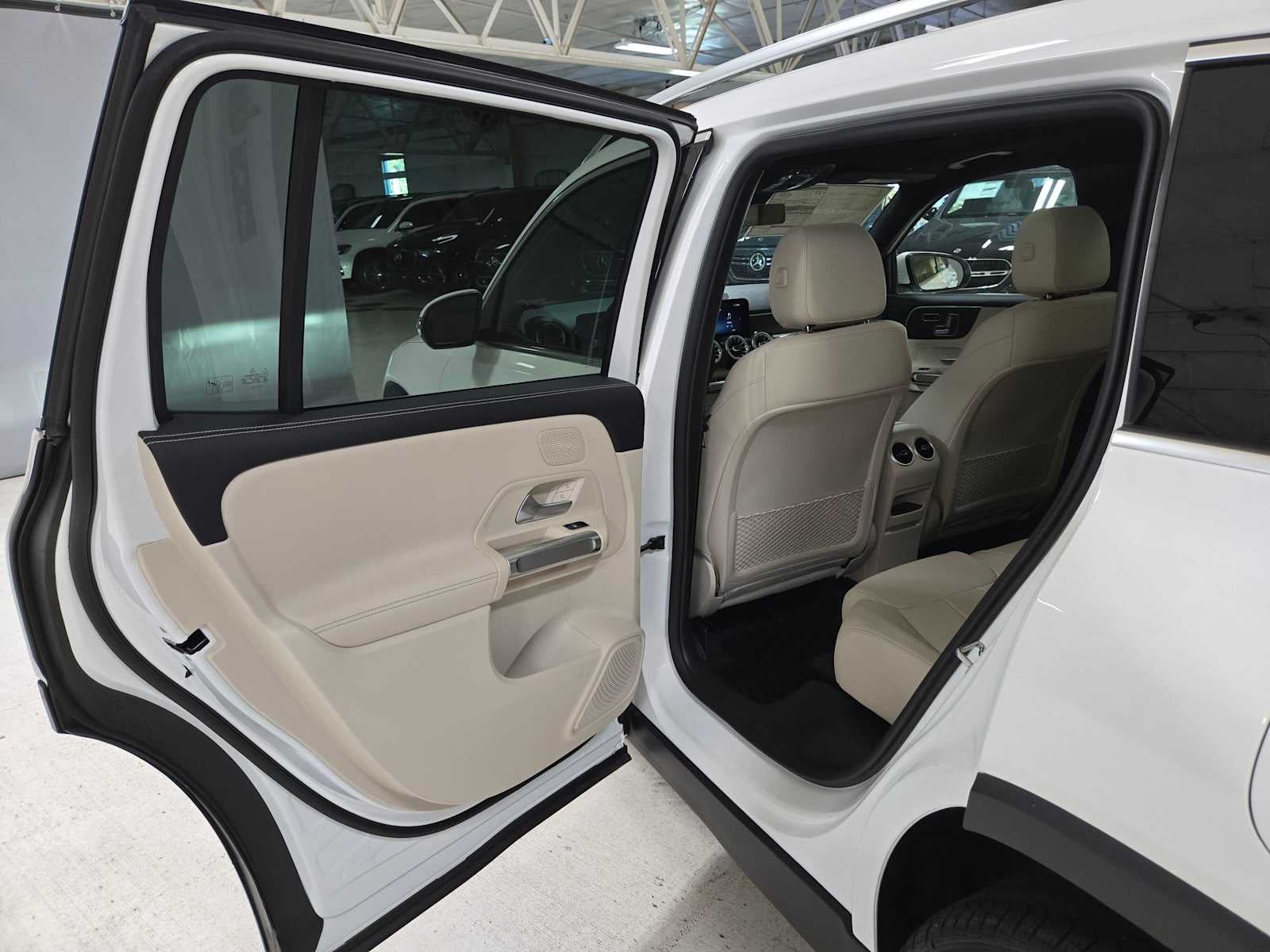 2026 Mercedes-Benz GLB 250 4MATIC® SUV