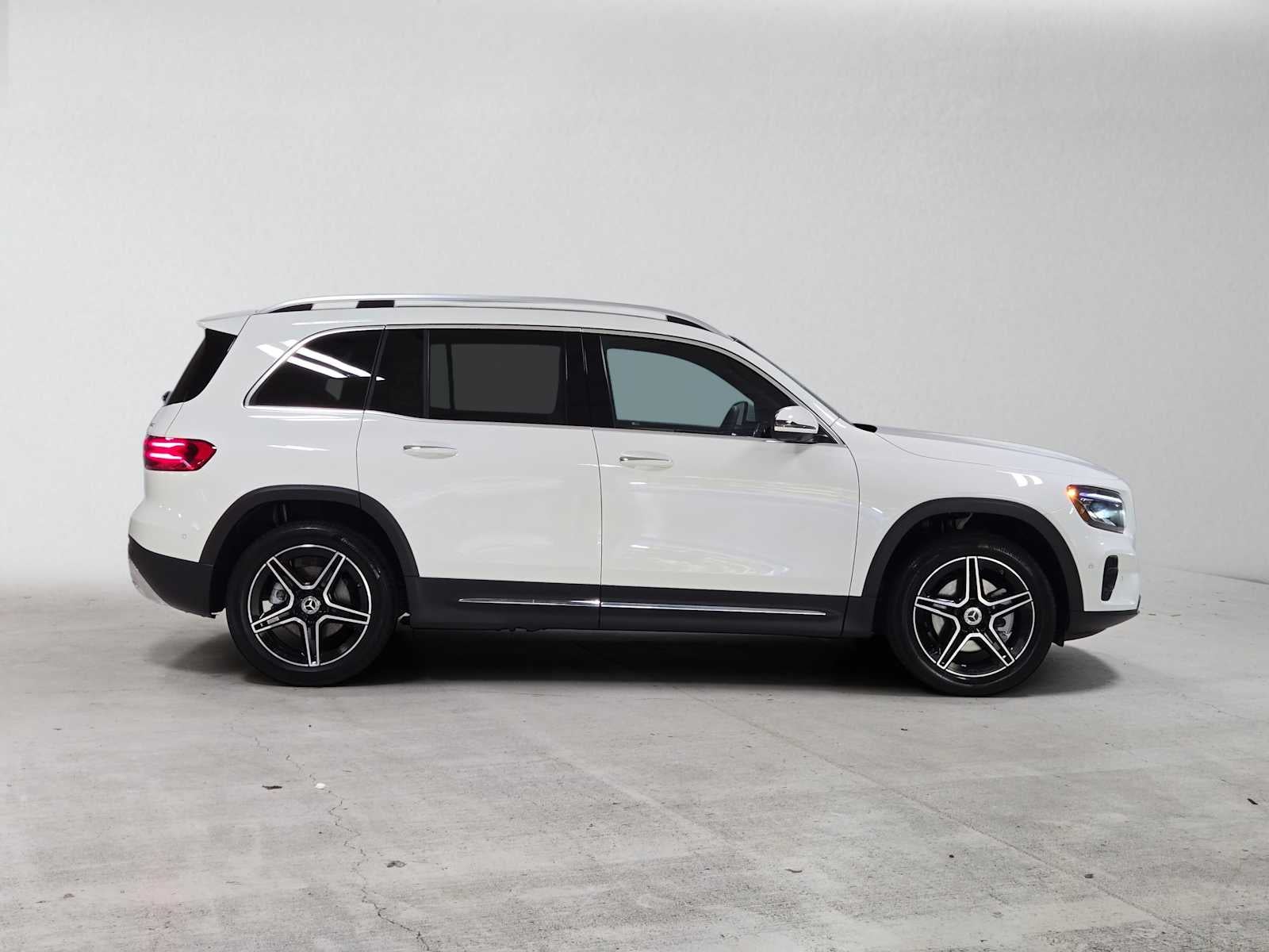 2026 Mercedes-Benz GLB 250 4MATIC® SUV