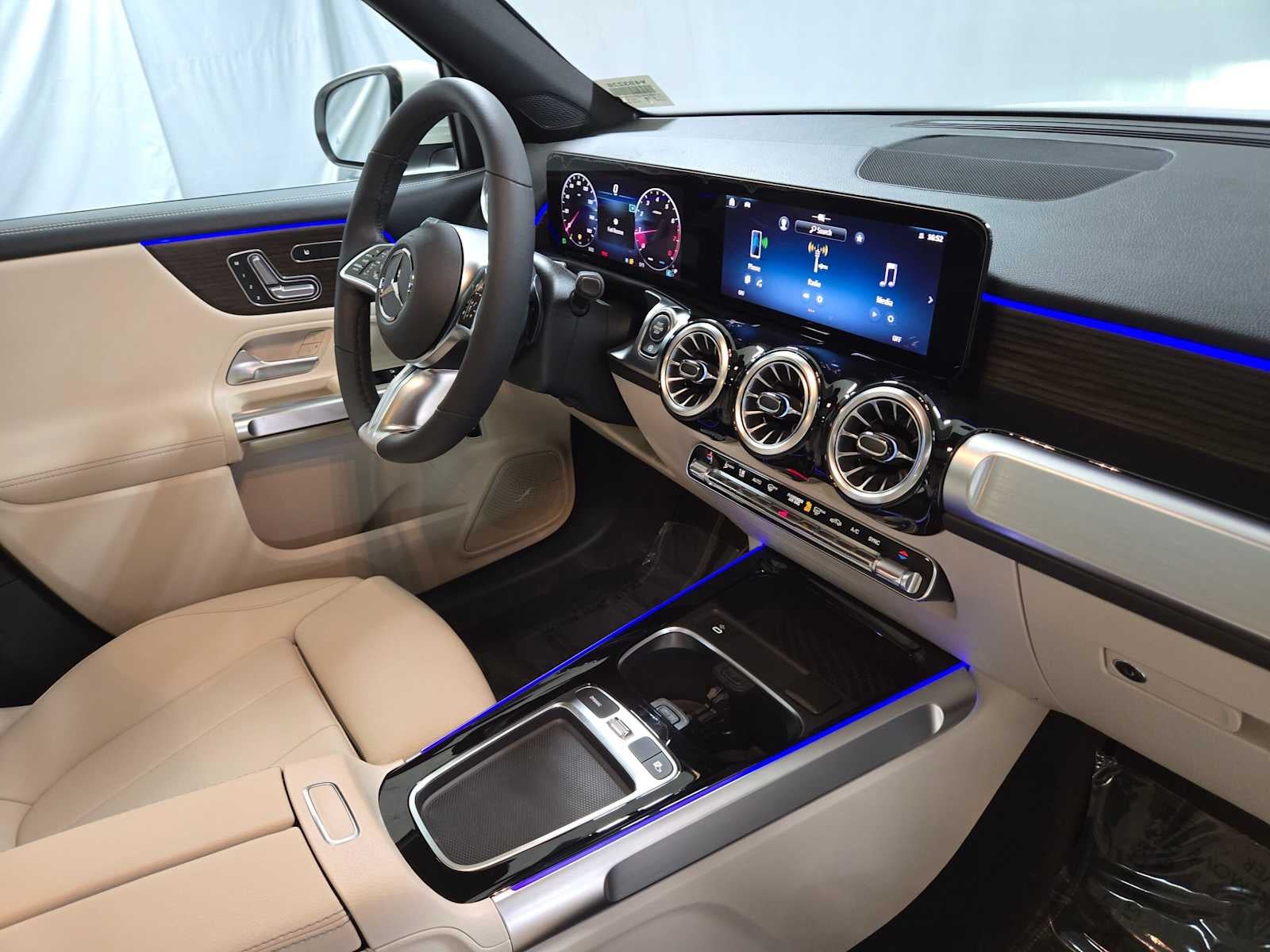 2026 Mercedes-Benz GLB 250 4MATIC® SUV