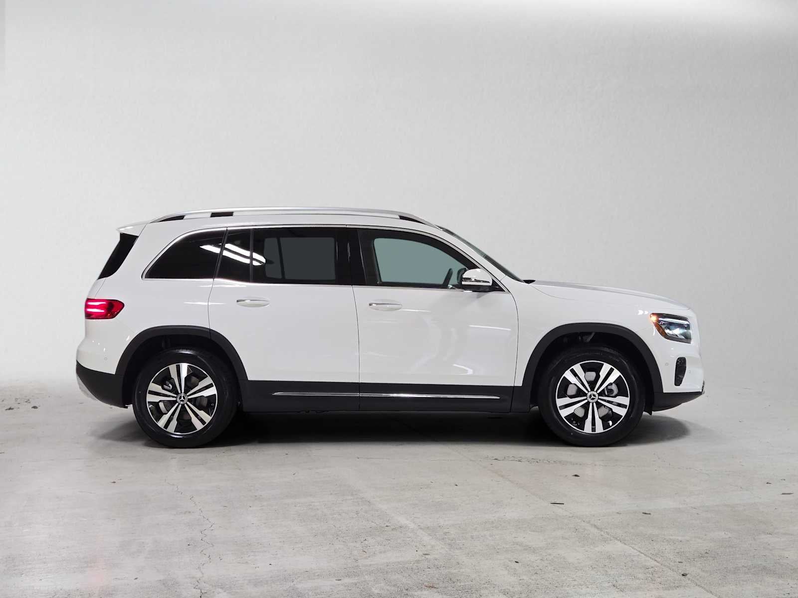 2026 Mercedes-Benz GLB 250 4MATIC® SUV