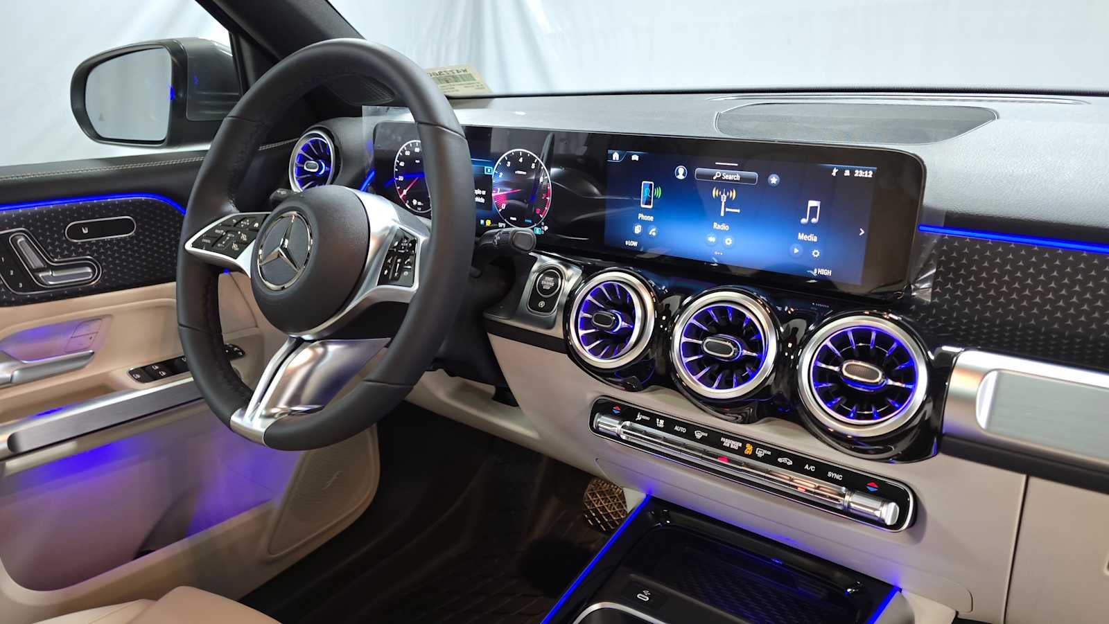 2026 Mercedes-Benz GLB 250 4MATIC® SUV