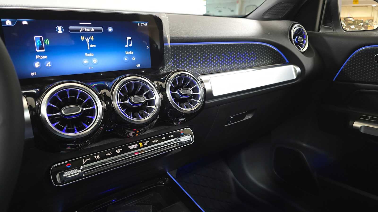 2026 Mercedes-Benz GLB 250 4MATIC® SUV