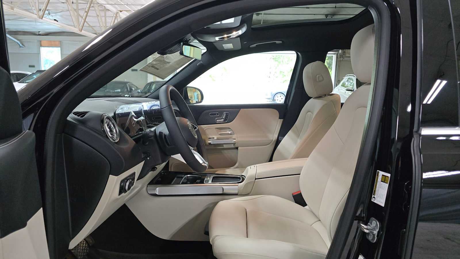 2026 Mercedes-Benz GLB 250 4MATIC® SUV