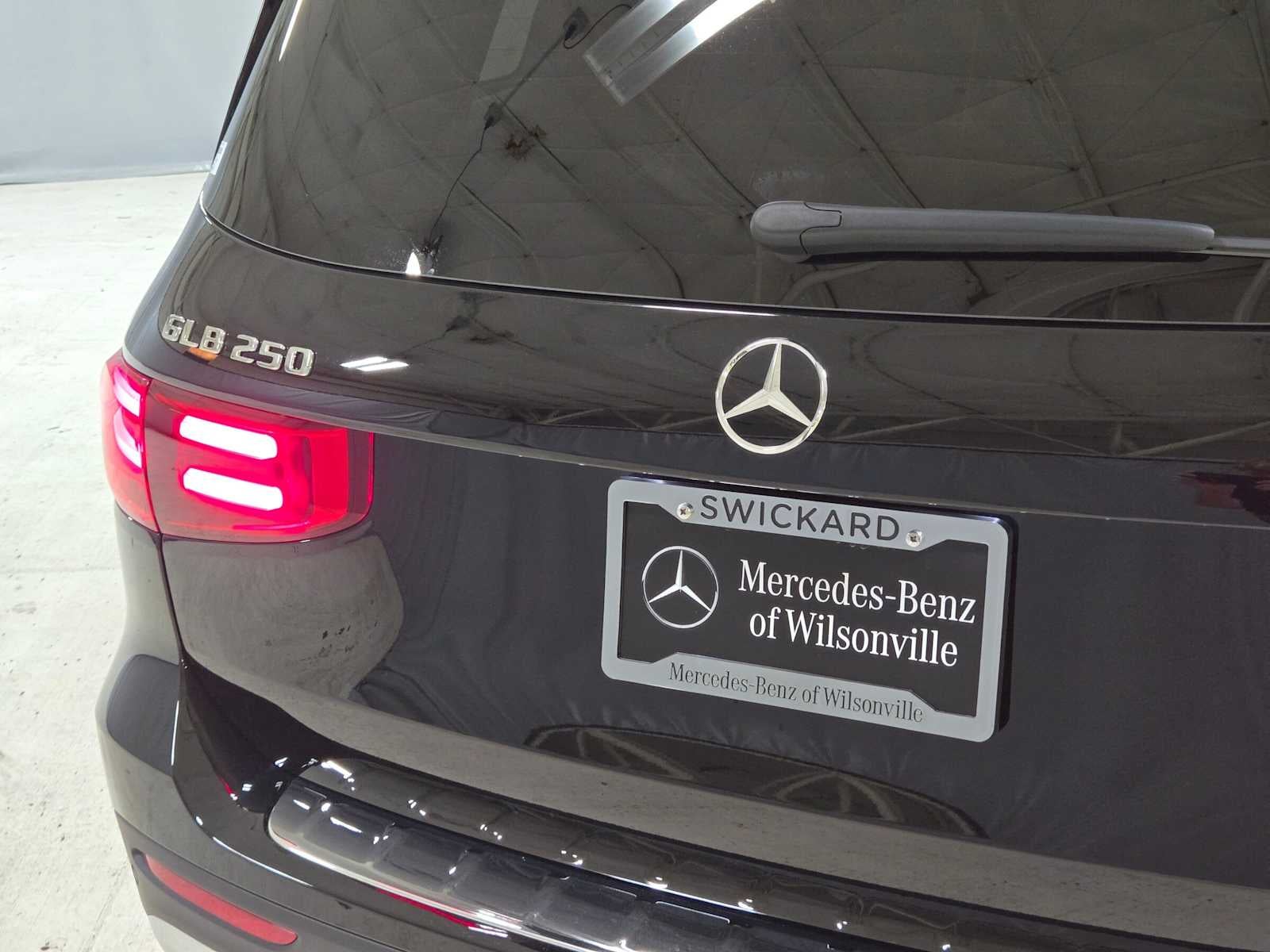 2026 Mercedes-Benz GLB 250 4MATIC® SUV