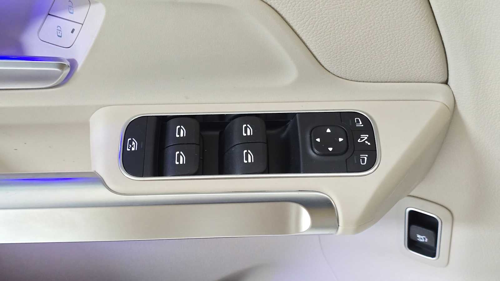 2026 Mercedes-Benz GLB 250 4MATIC® SUV