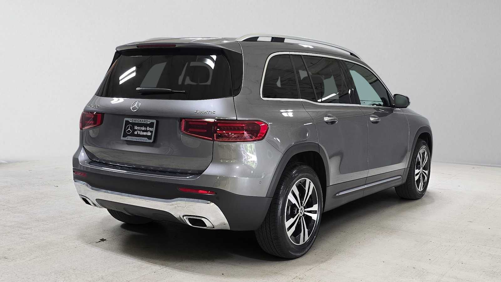 2026 Mercedes-Benz GLB 250 4MATIC® SUV