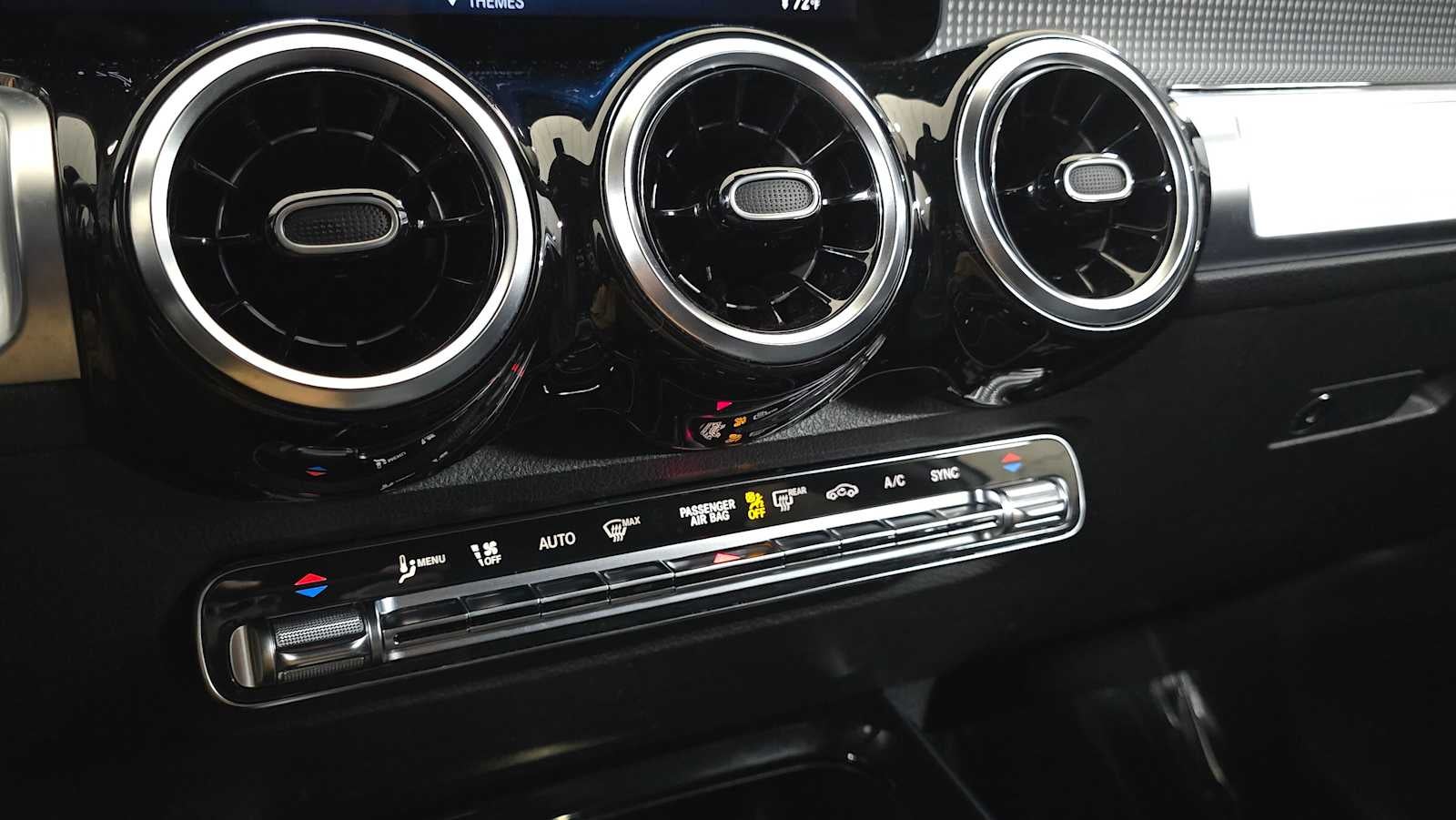 2023 Mercedes-Benz GLB 250 4MATIC® SUV