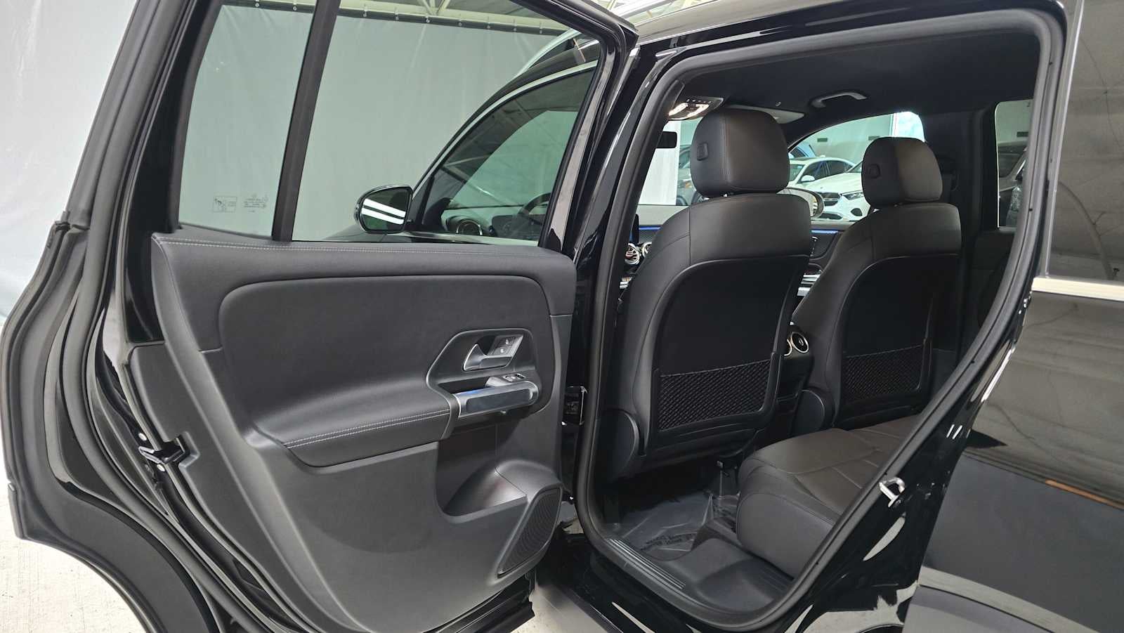 2025 Mercedes-Benz GLB 250 4MATIC® SUV