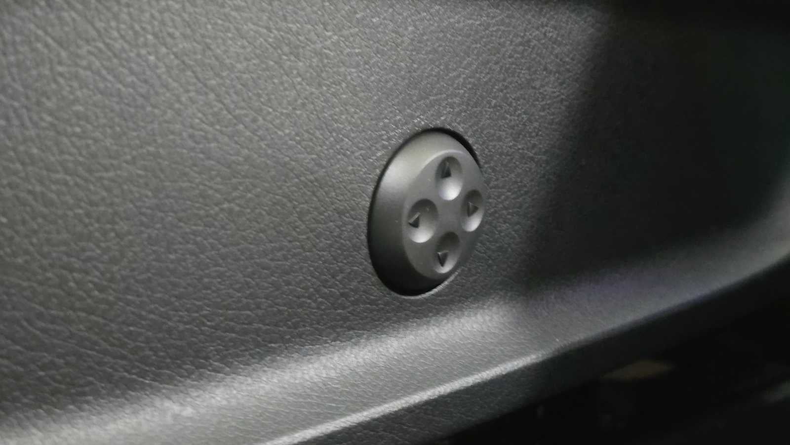 2026 Mercedes-Benz GLB 250 GLB 250