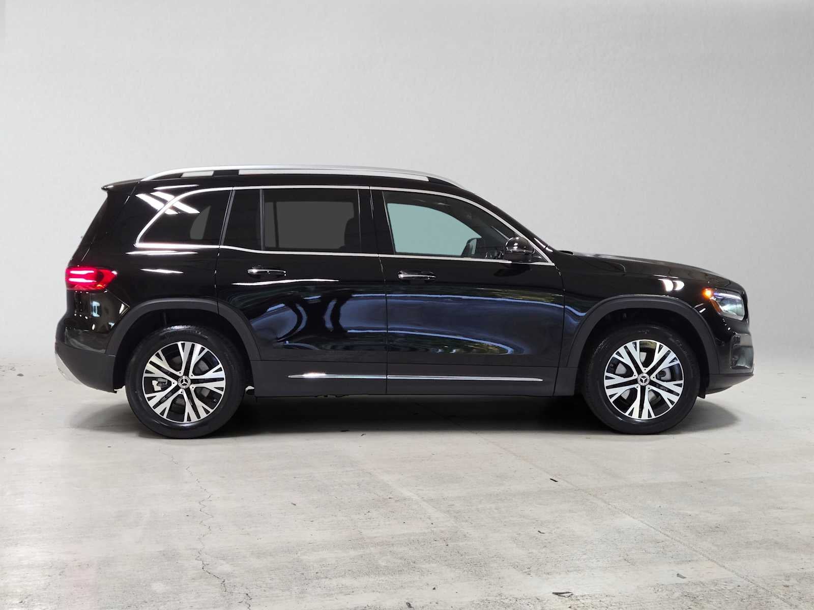2026 Mercedes-Benz GLB 250 4MATIC® SUV