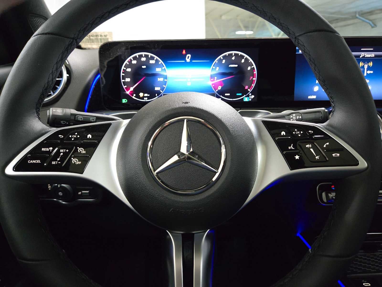 2026 Mercedes-Benz GLB 250 4MATIC® SUV