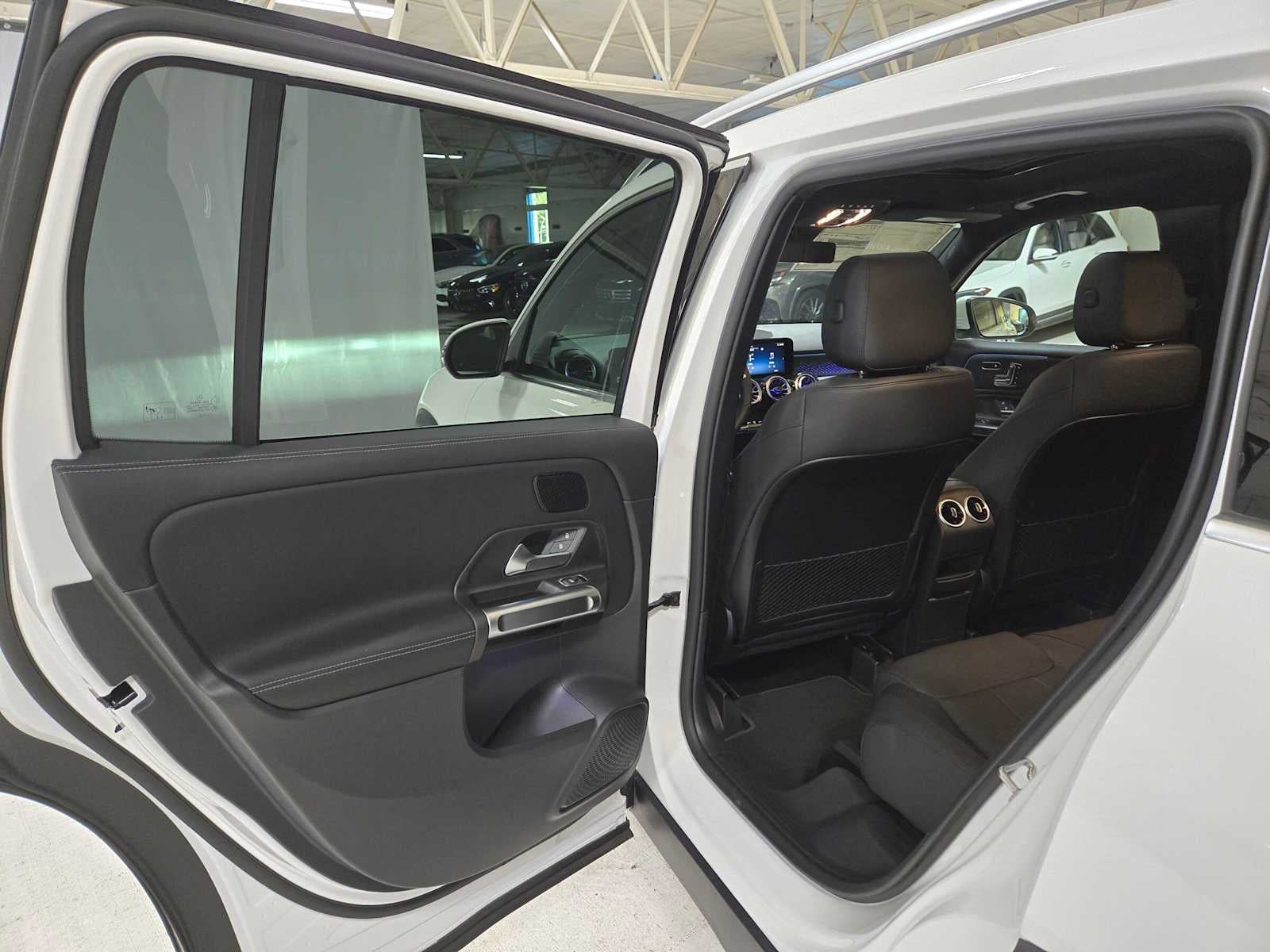 2026 Mercedes-Benz GLB 250 4MATIC® SUV