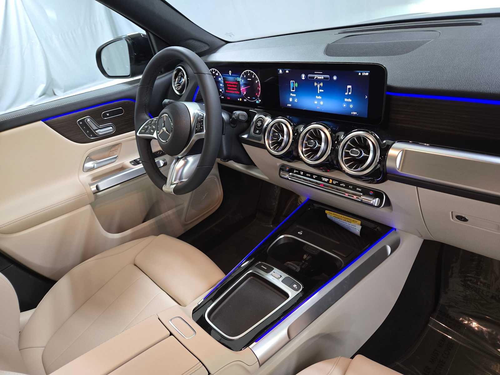 2026 Mercedes-Benz GLB 250 4MATIC® SUV