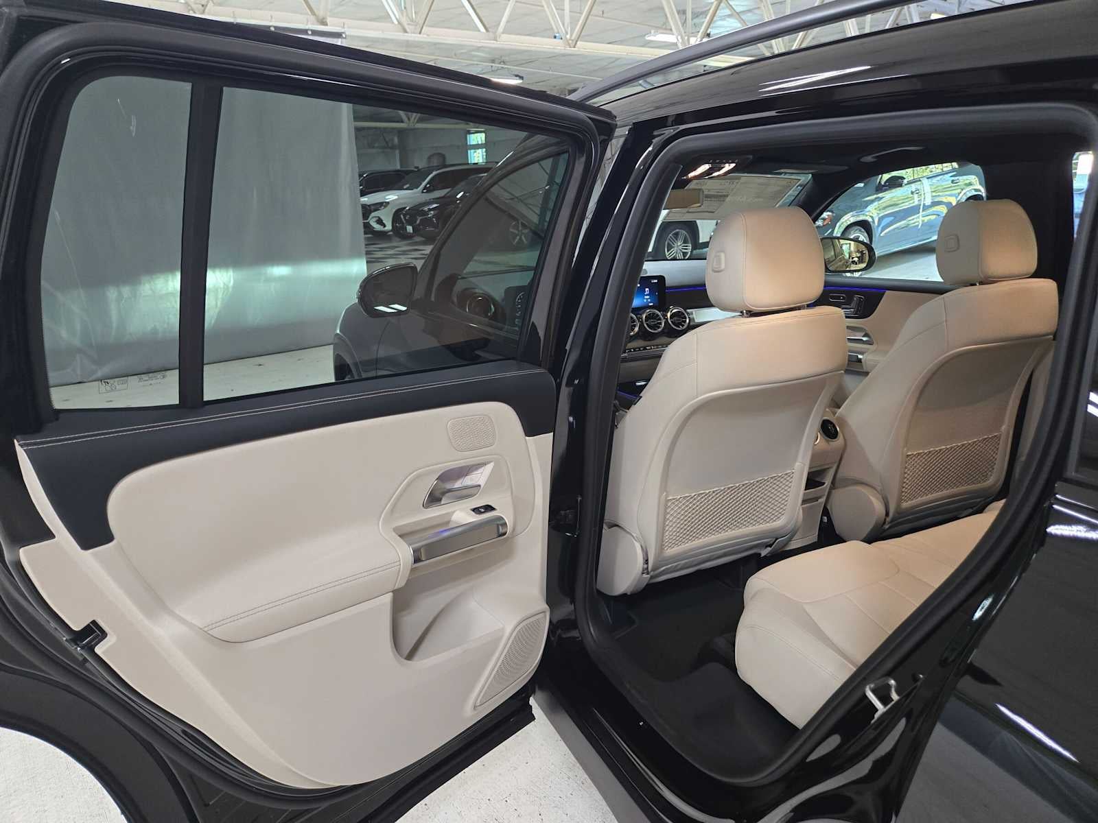 2026 Mercedes-Benz GLB 250 4MATIC® SUV