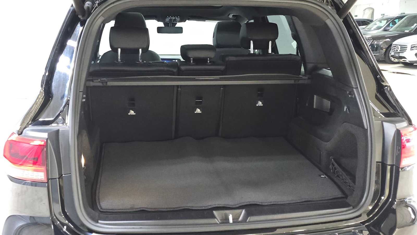 2023 Mercedes-Benz GLB 250 GLB 250