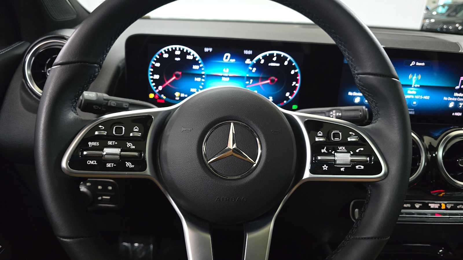 2023 Mercedes-Benz GLB 250 GLB 250