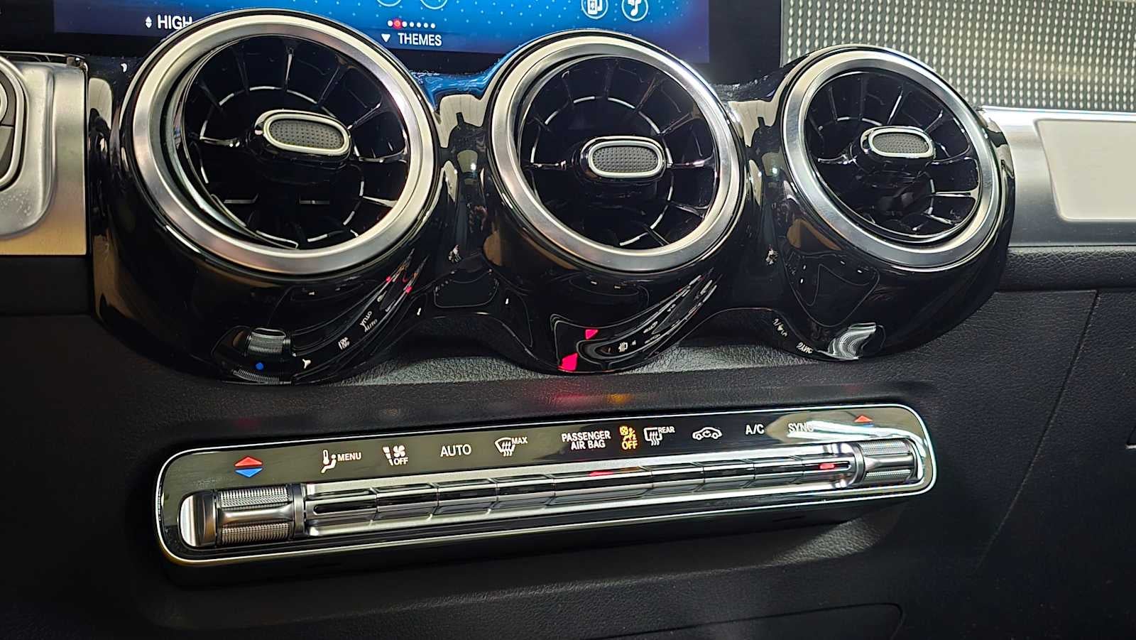 2023 Mercedes-Benz GLB 250 GLB 250