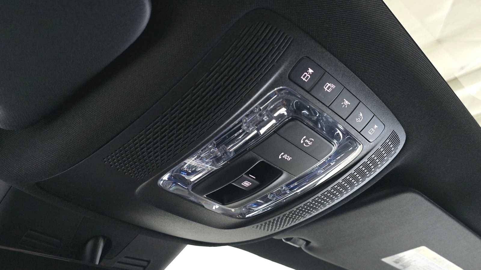 2025 Mercedes-Benz GLB 250 4MATIC® SUV