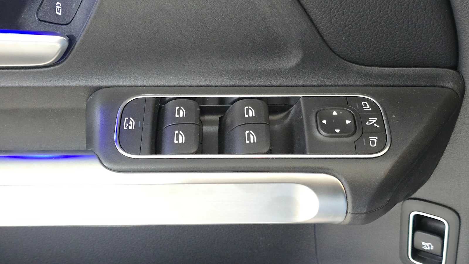 2026 Mercedes-Benz GLB 250 4MATIC® SUV