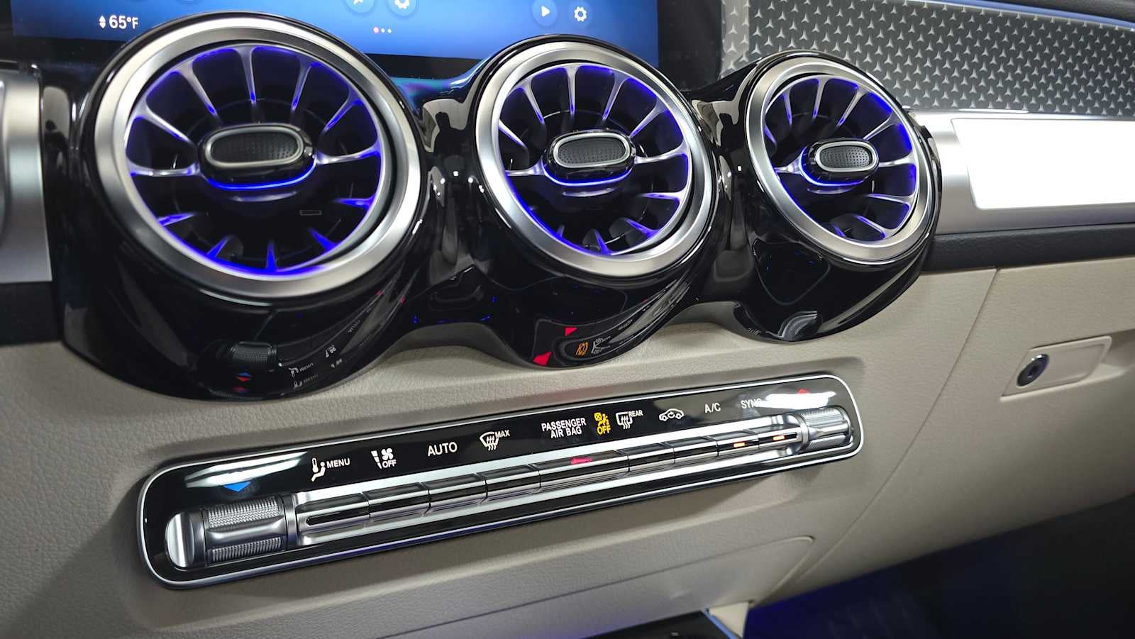 2026 Mercedes-Benz GLB 250 4MATIC® SUV