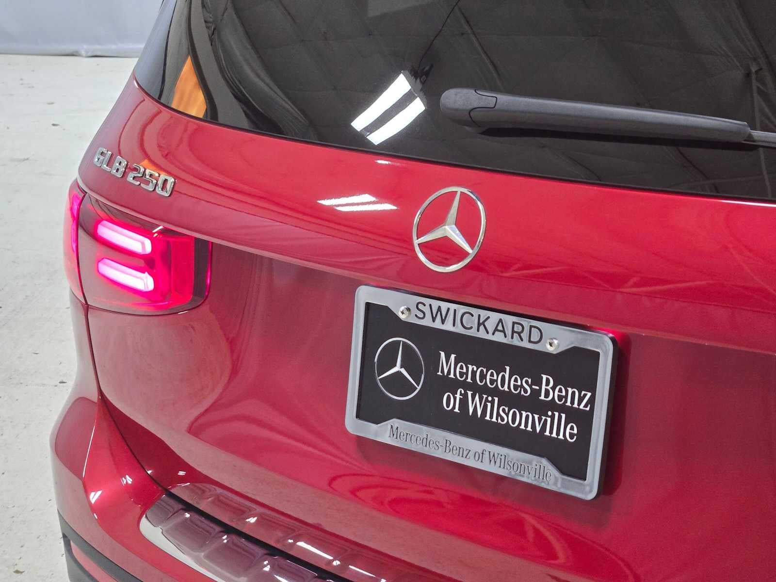 2026 Mercedes-Benz GLB 250 4MATIC® SUV