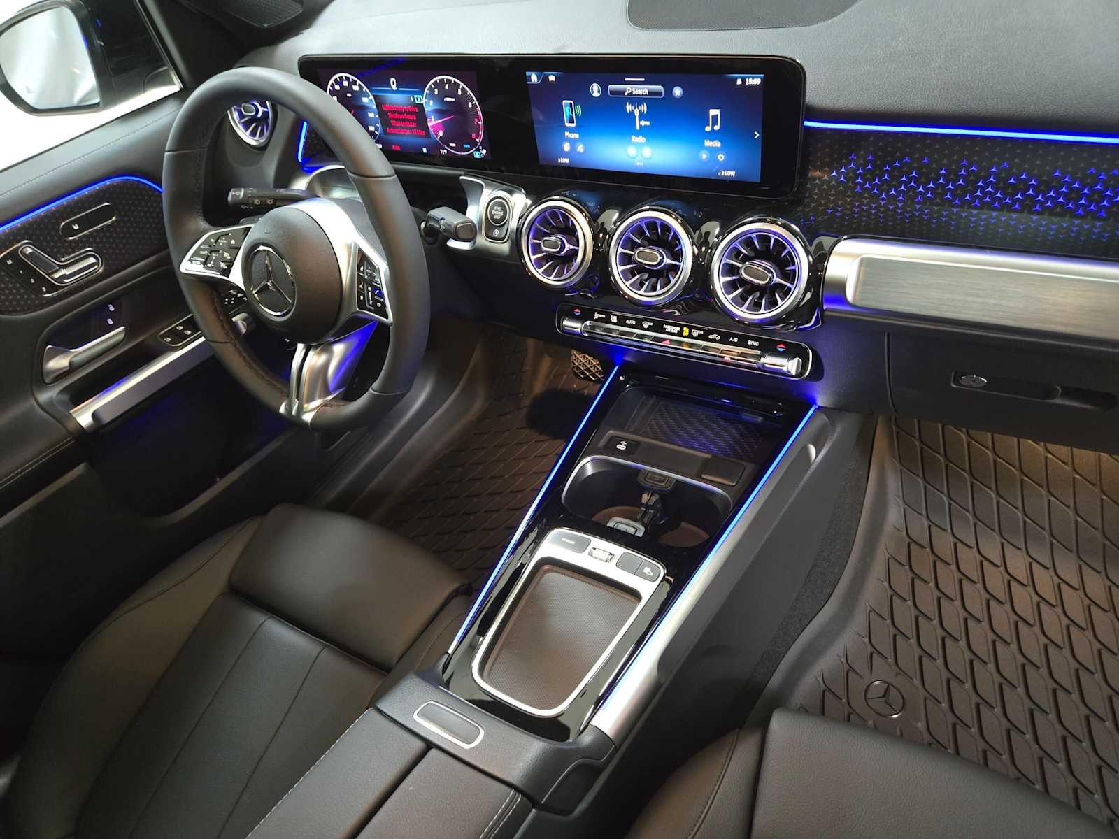2026 Mercedes-Benz GLB 250 4MATIC® SUV