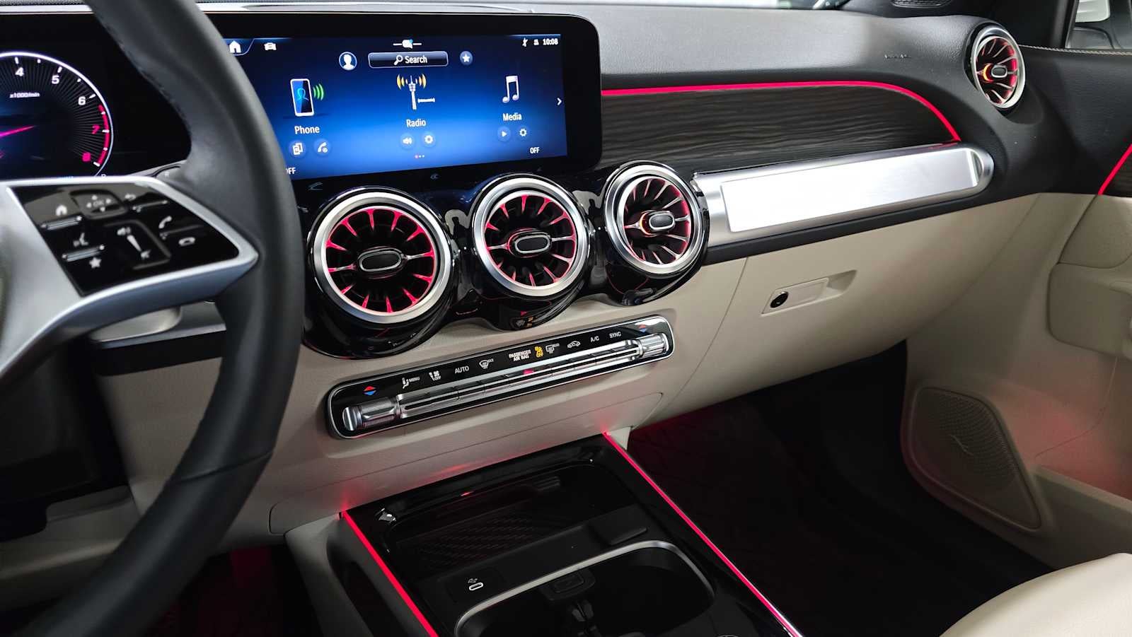 2026 Mercedes-Benz GLB 250 4MATIC® SUV